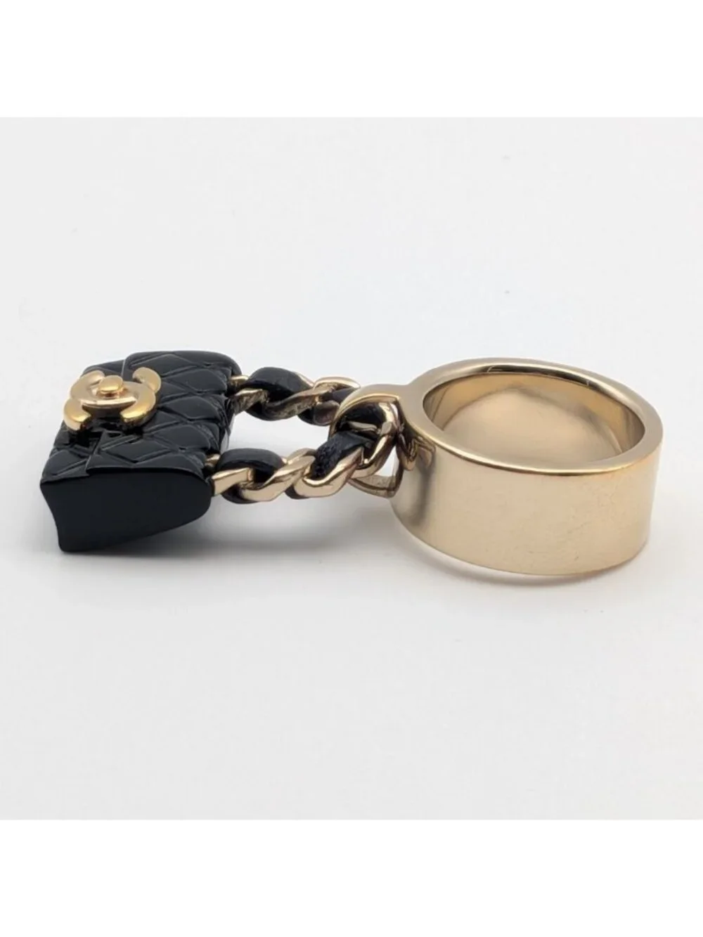 Chanel Ring CC Logo Turnlock Quilted Leather Bag Motif Black Gold